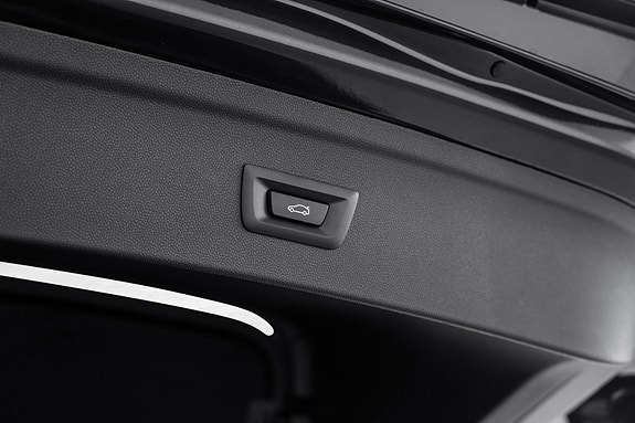 BMW iX 26 of 29