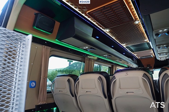 Mercedes-Benz Sprinter 519 CDI – 2020-modell – 17+2 seter med handicap 12 of 30