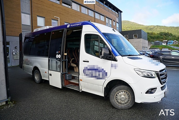 Mercedes-Benz Sprinter 519 CDI – 2020-modell – 17+2 seter med handicap 5 of 30