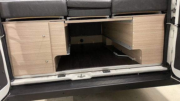 Sun Living V-series 65SL V65 L 160HK // Tvillingseng // DAB+ // Lav km 24 of 30