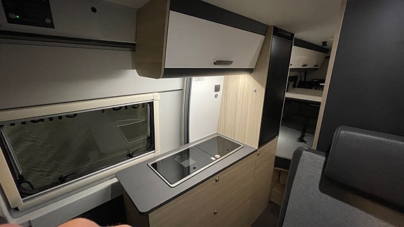 Sun Living V-series 65SL V65 L 160HK // Tvillingseng // DAB+ // Lav km 18 of 30