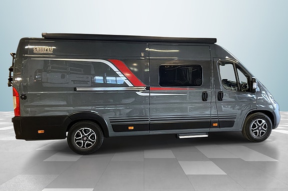 Bürstner Campeo 640 160HK // Hengerfeste // 9 tr Automat // DAB+ / Facelift 3 of 30