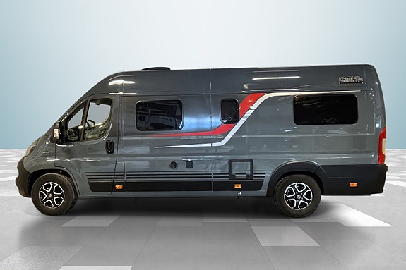 Bürstner Campeo 640 160HK // Hengerfeste // 9 tr Automat // DAB+ / Facelift 2 of 30