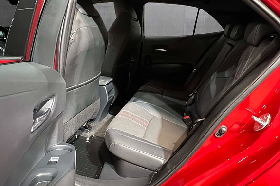 Toyota Corolla 15 of 26