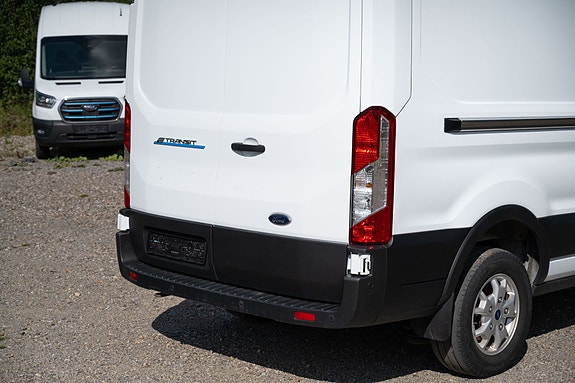 Ford Transit 6 of 28