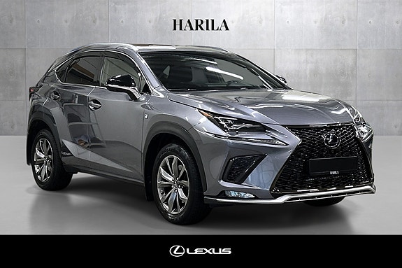 Lexus NX300h 7 of 28