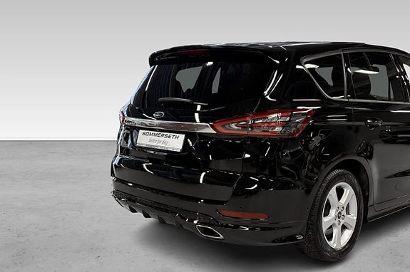 Ford S-MAX 6 of 13