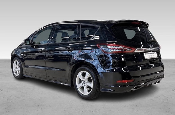 Ford S-MAX 4 of 13