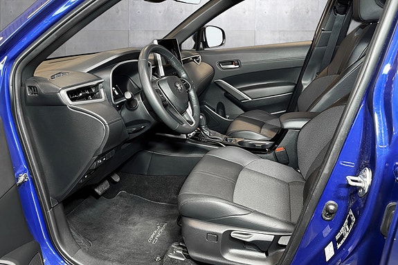 Toyota Corolla Cross 9 of 18