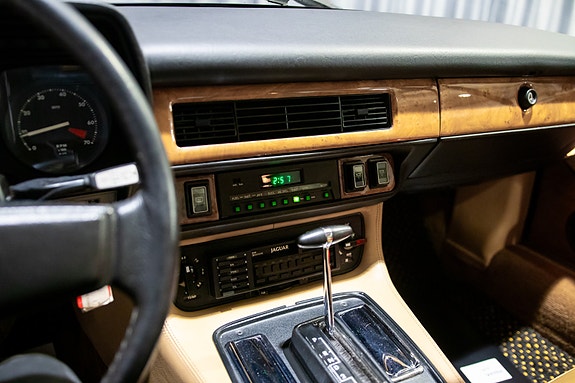 Jaguar XJS 30 of 30