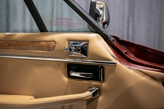 Jaguar XJS 26 of 30