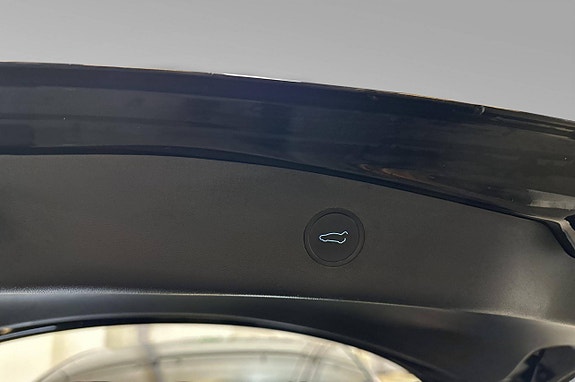 Tesla Model 3 10 of 11
