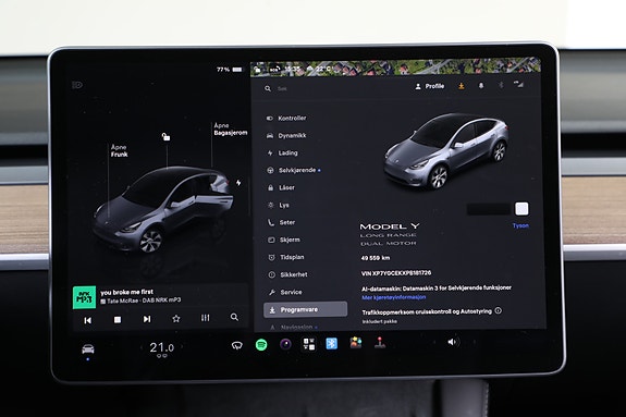 Tesla Model Y 19 of 28