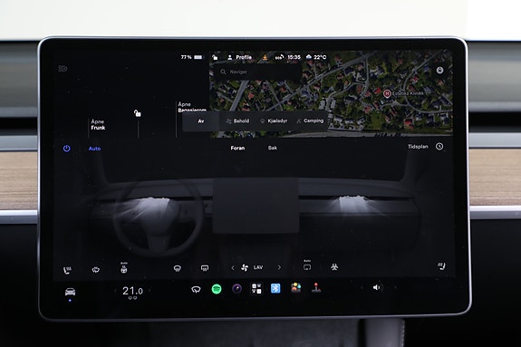 Tesla Model Y 18 of 28