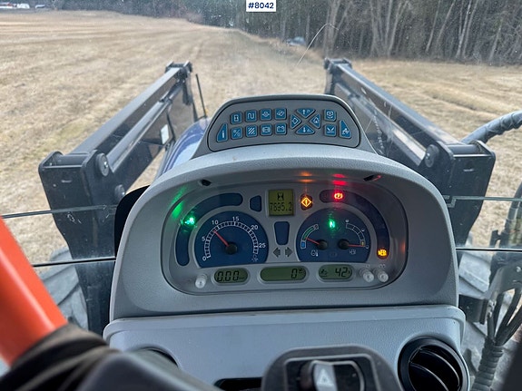 New Holland T7.210 AC Blue Power m/ Frontlaster 20 of 26