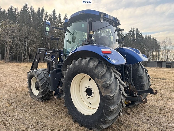New Holland T7.210 AC Blue Power m/ Frontlaster 3 of 26