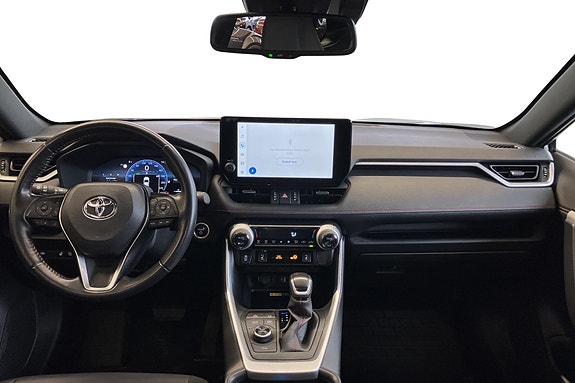 Toyota RAV4 10 of 24