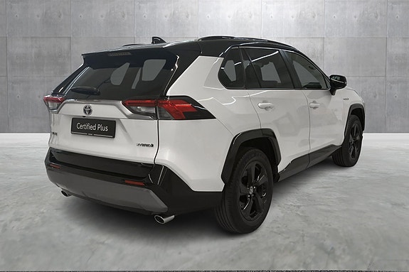 Toyota RAV4 5 of 22
