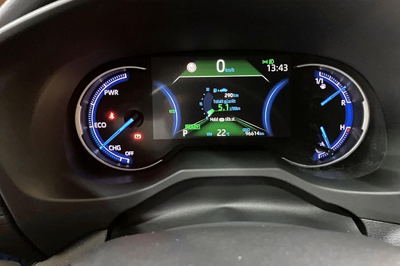 Toyota RAV4 12 of 22