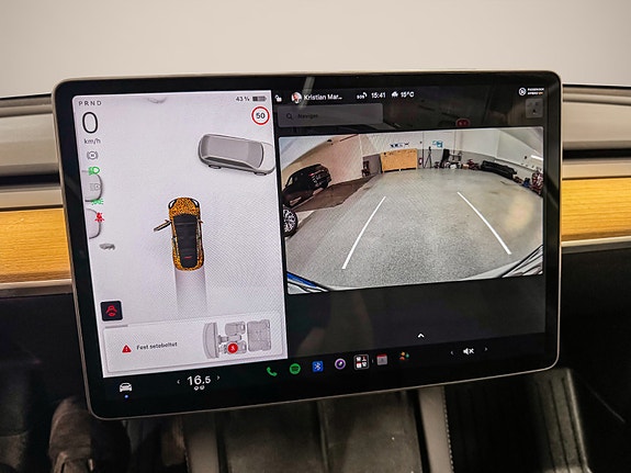 Tesla Model Y 19 of 30