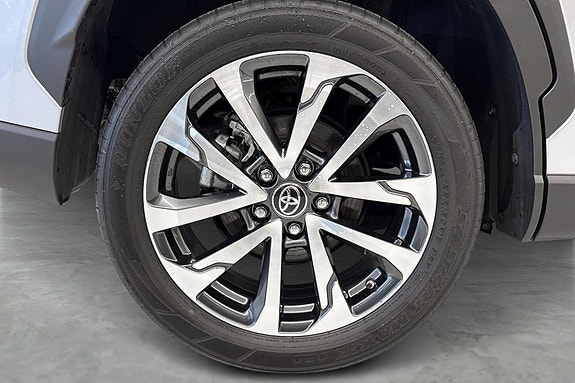 Toyota Corolla Cross 19 of 22