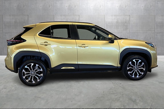 Toyota Yaris Cross 6 of 22