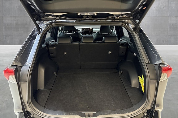 Toyota RAV4 18 of 21