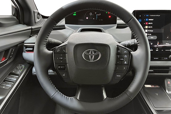 Toyota bZ4X 12 of 28
