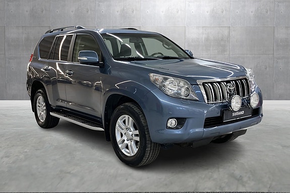 Toyota Land Cruiser 7 of 30