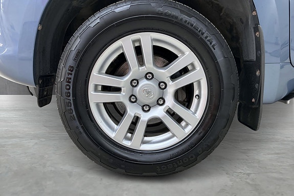 Toyota Land Cruiser 19 of 30