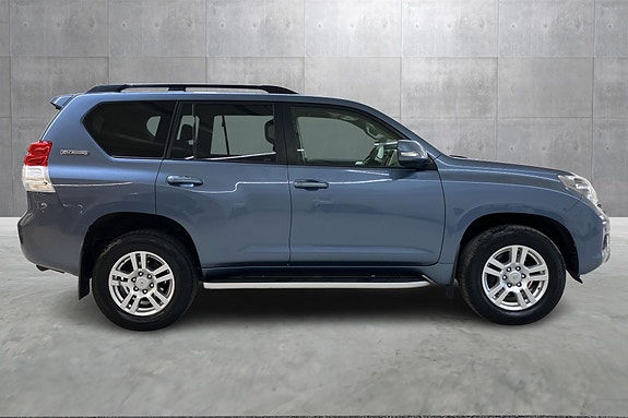 Toyota Land Cruiser 6 of 30