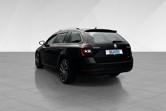Skoda Octavia 6 of 20
