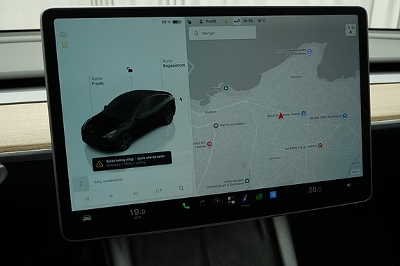 Tesla Model Y 25 of 30