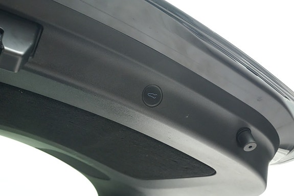 Tesla Model Y 14 of 30