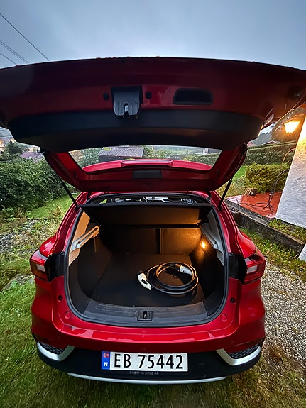 MG ZS EV 2 of 6