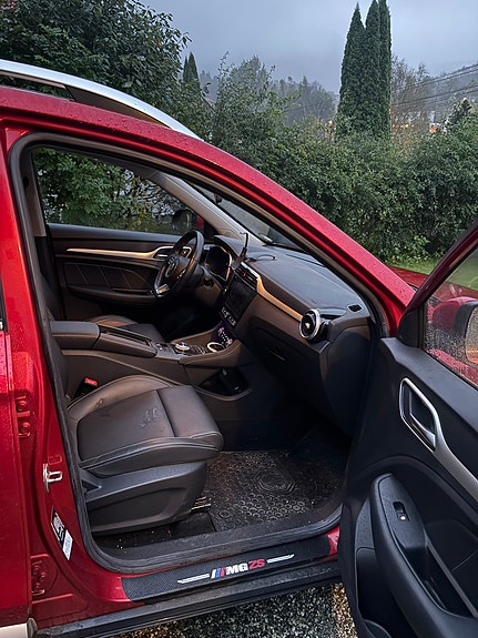 MG ZS EV 6 of 6