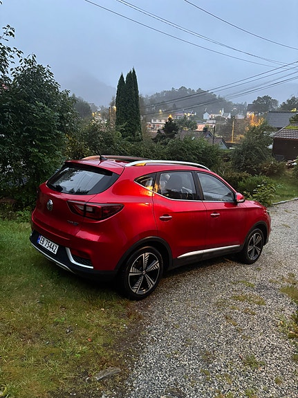 MG ZS EV 3 of 6