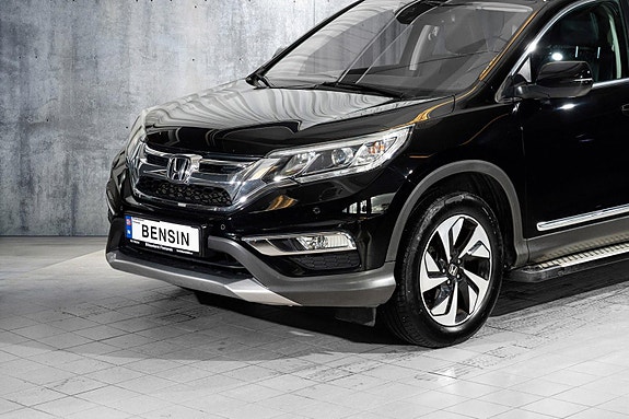 Honda CR-V 2 of 27