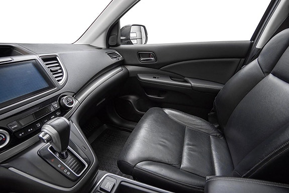 Honda CR-V 12 of 27