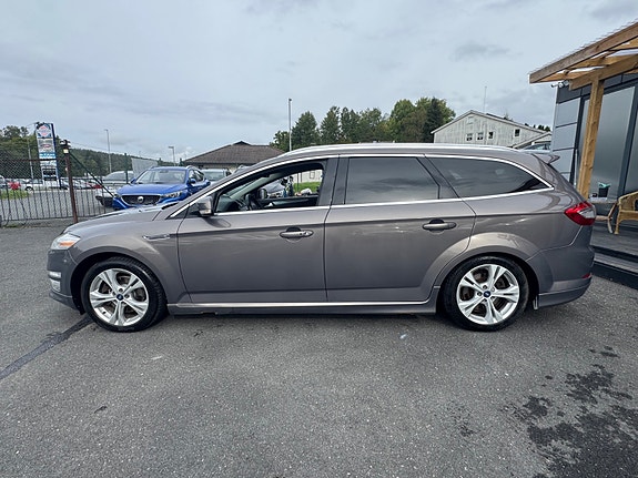 Ford Mondeo 13 of 29