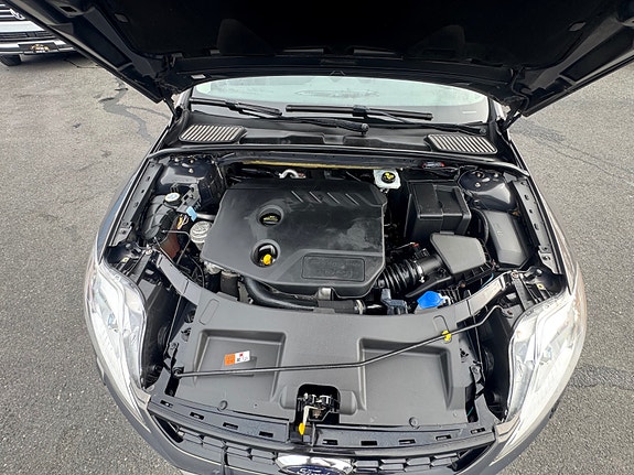 Ford Mondeo 26 of 29
