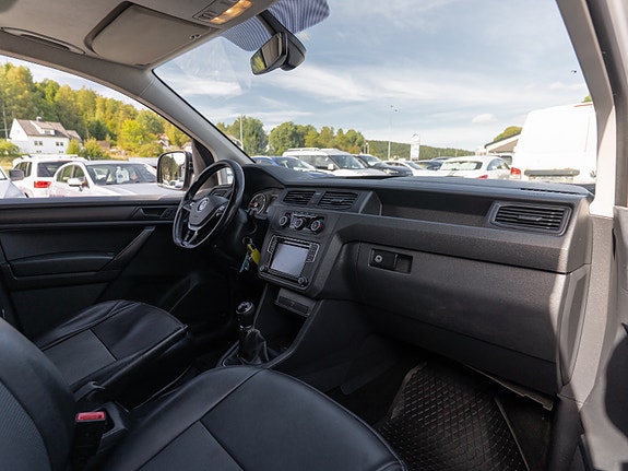 Volkswagen Caddy 17 of 30