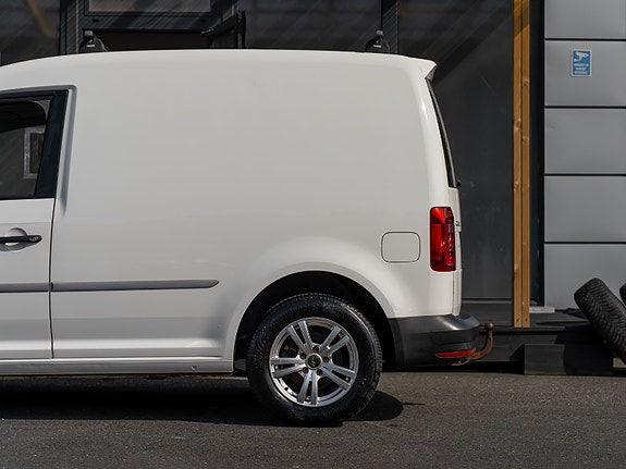 Volkswagen Caddy 11 of 30