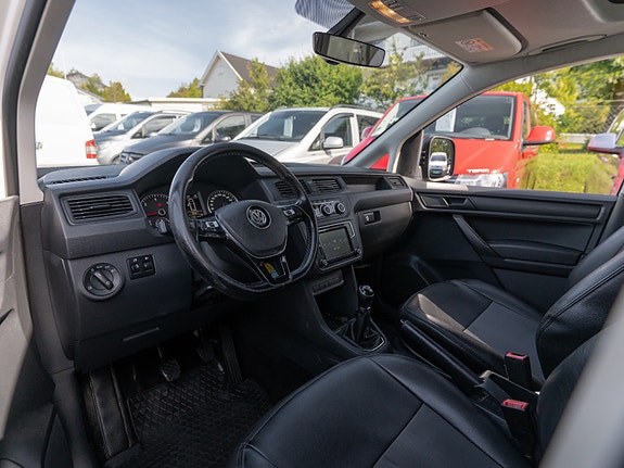 Volkswagen Caddy 16 of 30