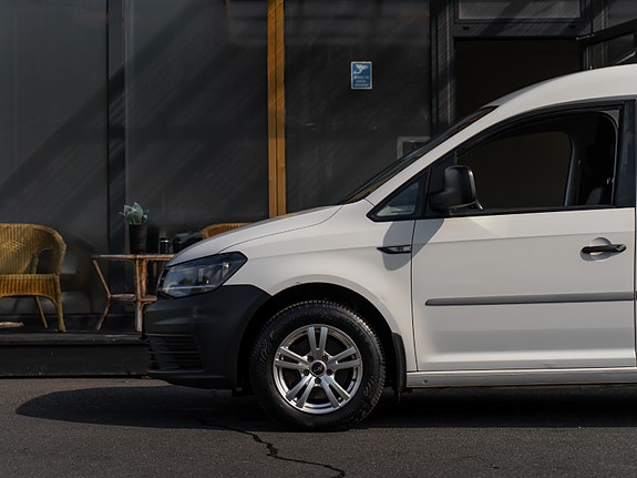 Volkswagen Caddy 10 of 30