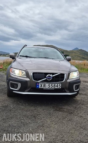 Volvo XC70 3 of 19