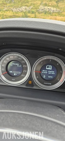 Volvo XC70 10 of 19