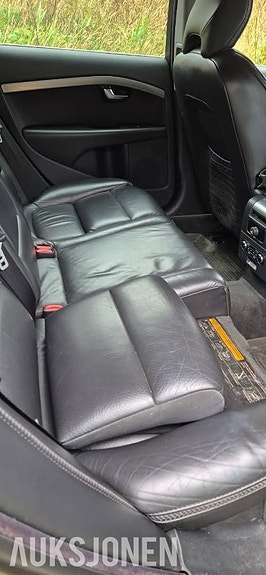 Volvo XC70 7 of 19