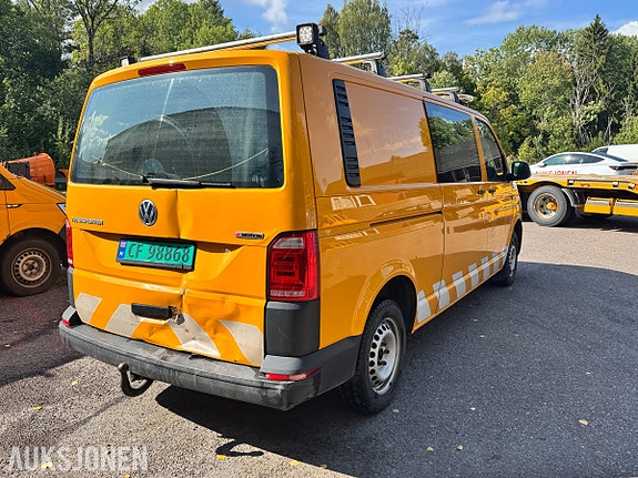 Volkswagen Transporter 4 of 30