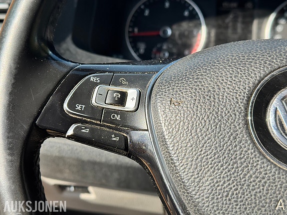 Volkswagen Transporter 12 of 30